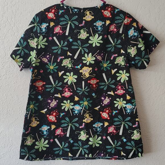 Zoe & Chloe Printed Scrub Top s/p - Picture 5 of 5